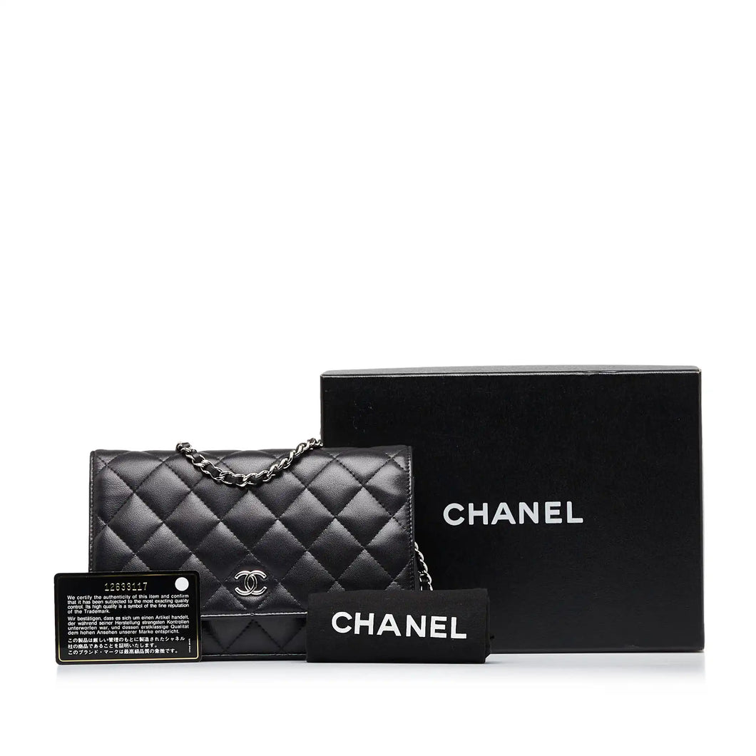 Chanel Classic Wallet on Chain nero