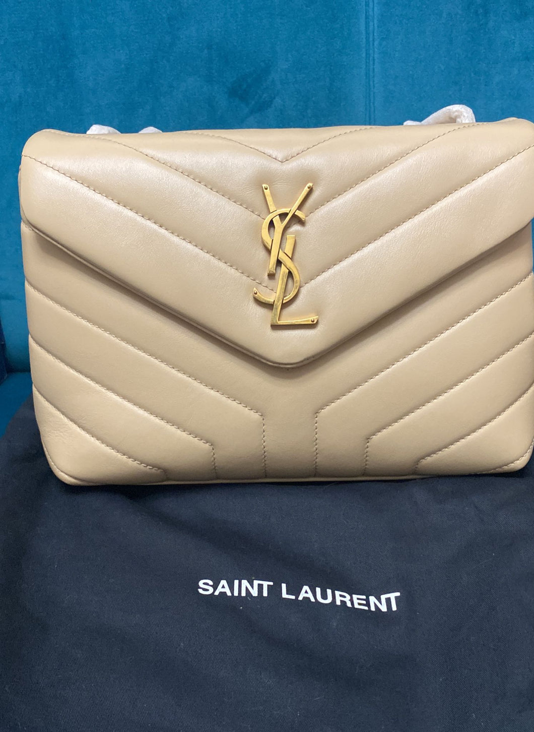 Saint Laurent Loulou small light beige