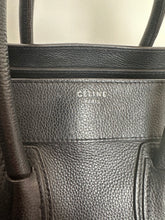 Carica l&#39;immagine nel visualizzatore di Gallery, Céline Luggage nera
